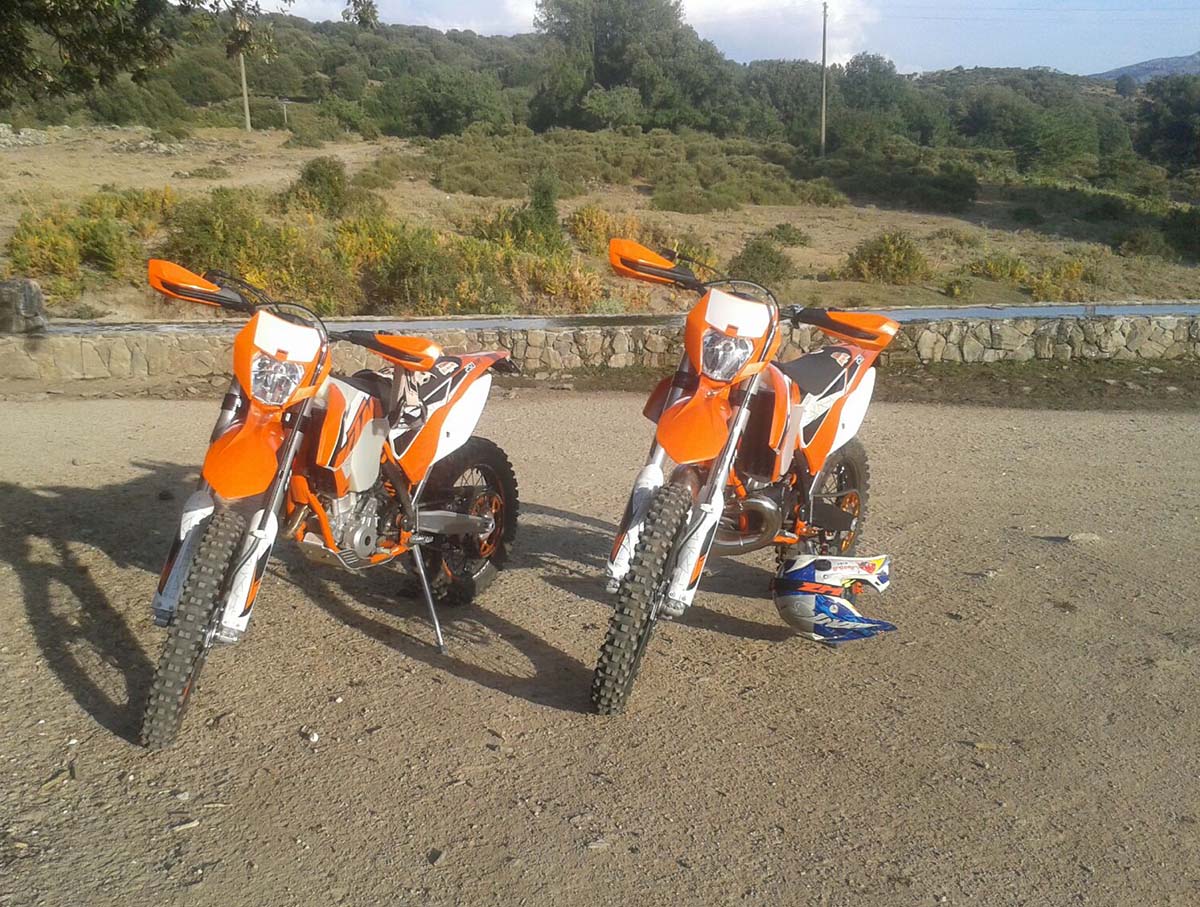 Tour enduro in Sardegna ad Orgosolo Tour enduro in Sardegna ad Orgosolo