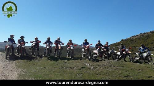 Tour moto offroad in Sardegna, gruppo Cianci e Su2ruote.bike