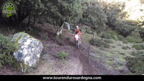 Itinerario Enduro Sardegna: anello Orgosolo Oliena, riscaldamento Itinerario Enduro Sardegna: anello Orgosolo Oliena, riscaldamento