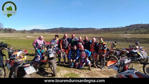 Il gruppo enduristi "Su2ruote.bike - Cianci Moto "